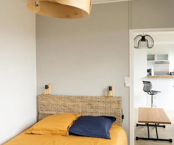 F2 Hypercentre Ferrand * Clermont-Ferrand